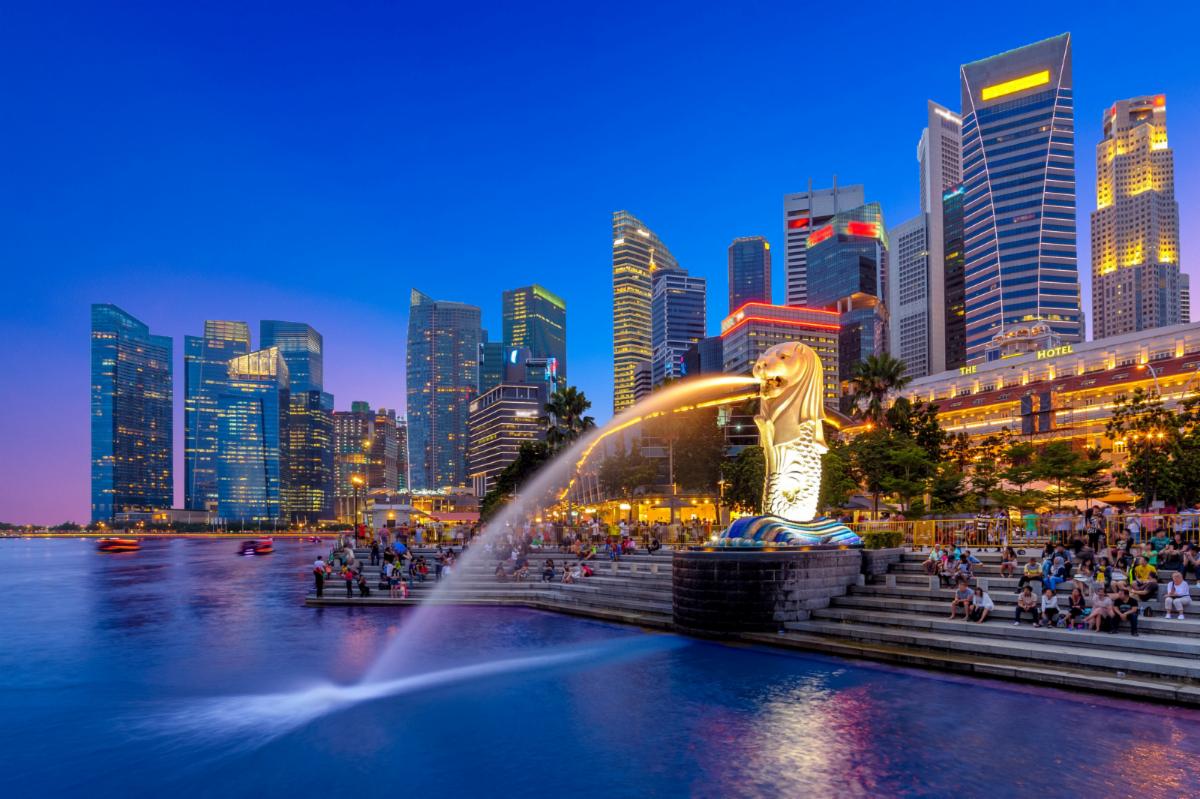 Singapore skyline with Merlion